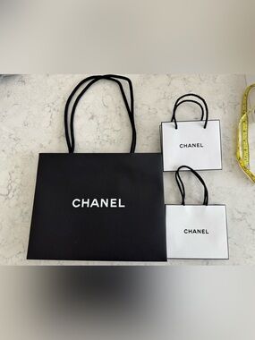 CHANEL Black and White Gift bags